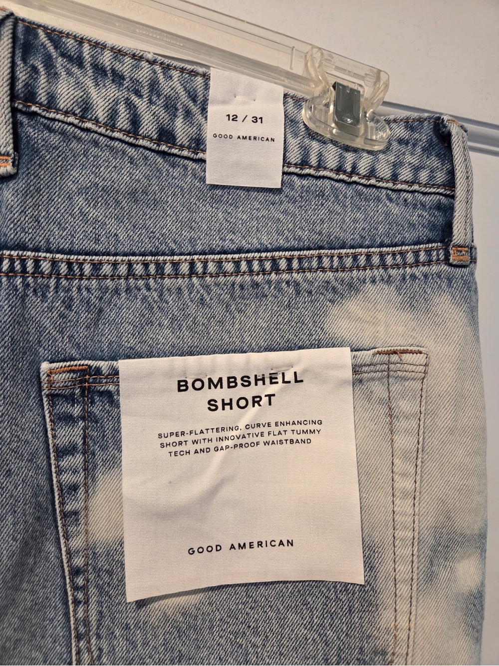 Good American Bombshell Short - Picture 3 of 5